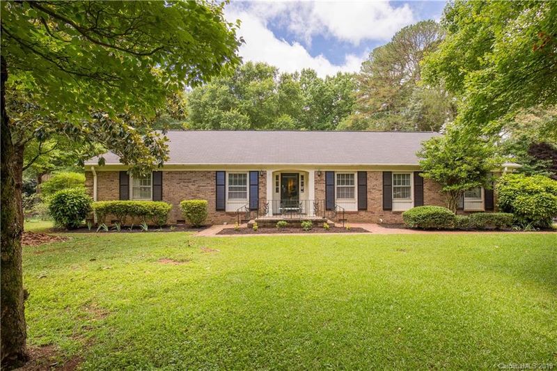 2115 Poinsett Dr, Rock Hill, SC 29732