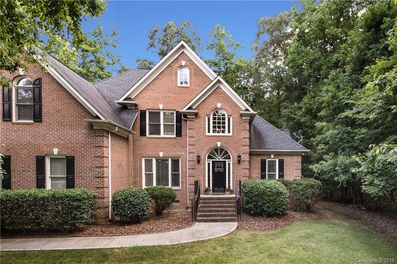 1121 Over Stream Ln, Matthews, NC 28105