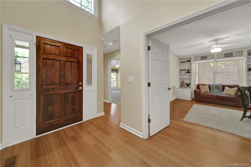 5218 Windfern Ct, Charlotte, NC 28226
