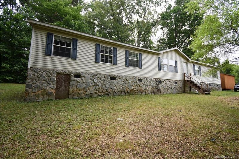 915 Pinhook Loop Rd, Gastonia, NC 28056