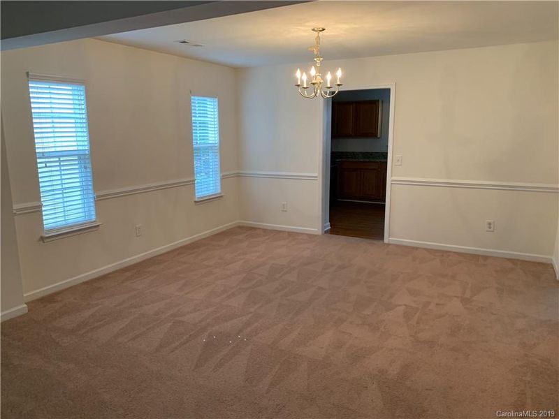 2002 Darbywine Dr, Charlotte, NC 28216