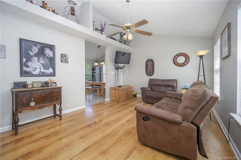 1063 Braxton Dr, Concord, NC 28025