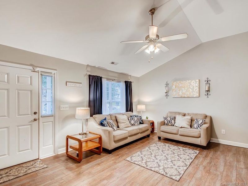 7143 Marlin St, Gastonia, NC 28056