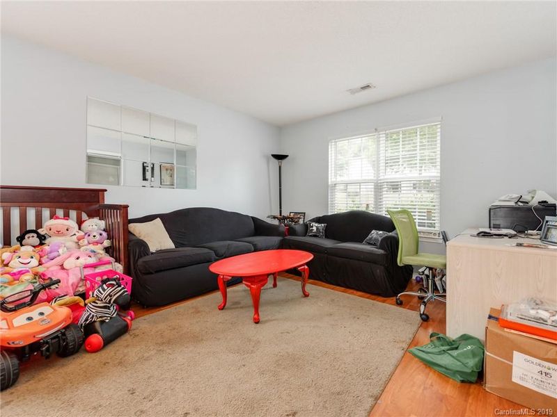 922 Grassy Patch Ln, Charlotte, NC 28216