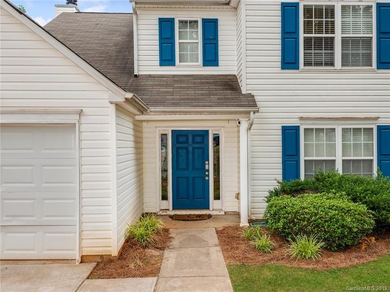 922 Grassy Patch Ln, Charlotte, NC 28216