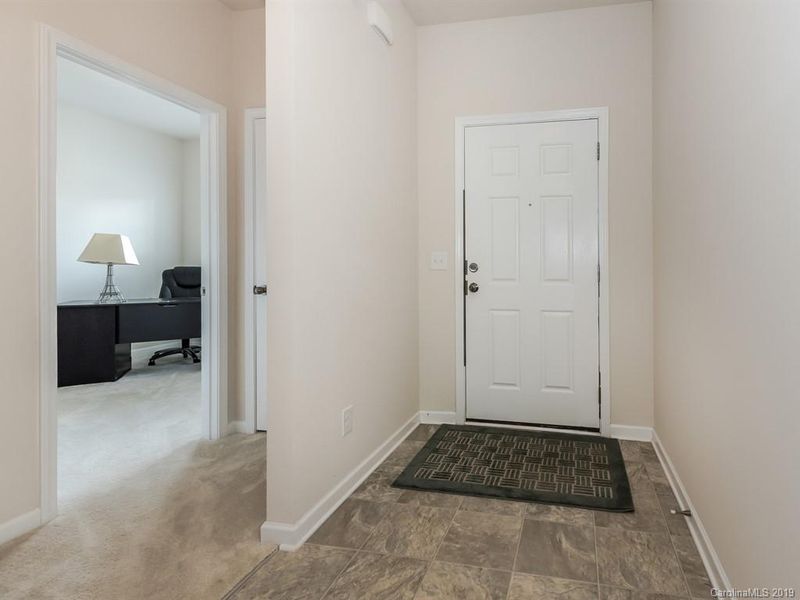 8423 Romana Red Ln, Charlotte, NC 28213