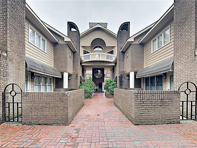 2330 Roswell Ave #E, Charlotte, NC 28207