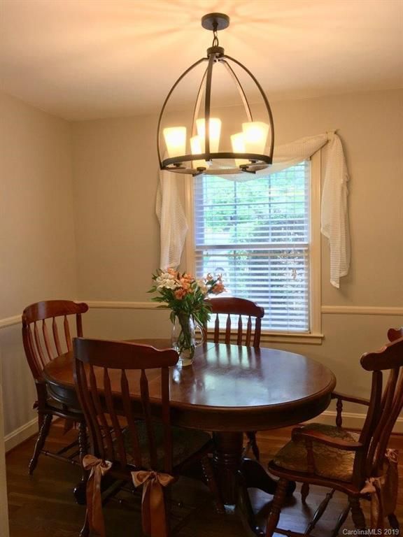 4501 Wedgewood Dr, Charlotte, NC 28210