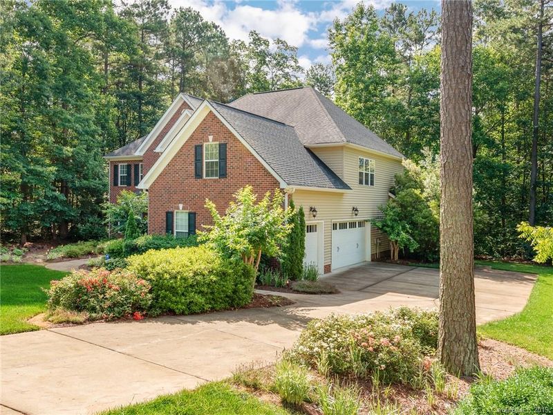 4162 Whim Shaft Rd, Lincolnton, NC 28092