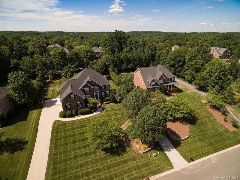 1341 Dobson Dr, Waxhaw, NC 28173
