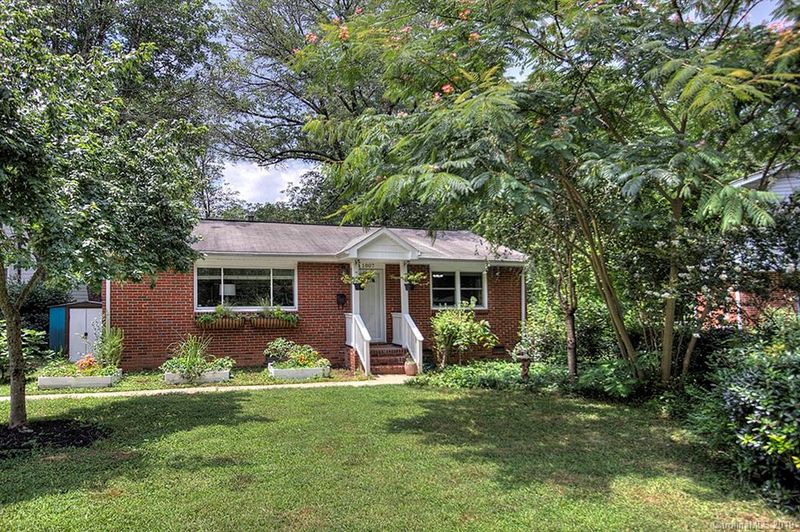 1807 Ferguson Ct, Charlotte, NC 28205