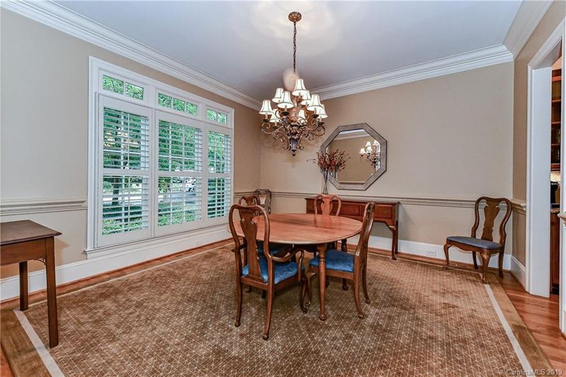 1636 Sterling Rd, Charlotte, NC 28209