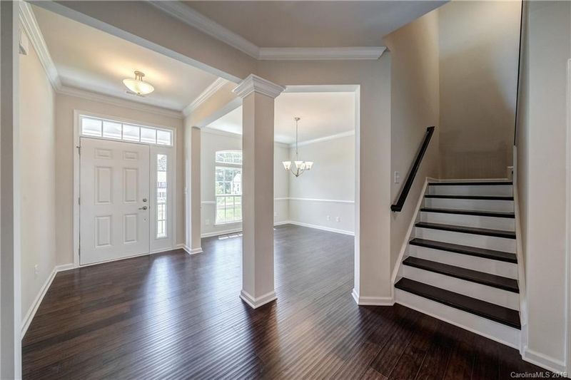 904 Brookmeade Dr, Waxhaw, NC 28173