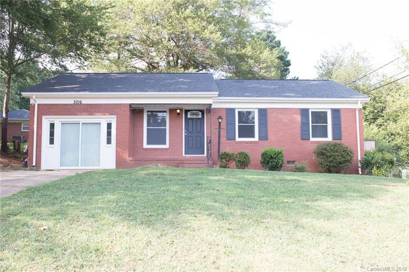3016 Crescent Ln, Gastonia, NC 28052
