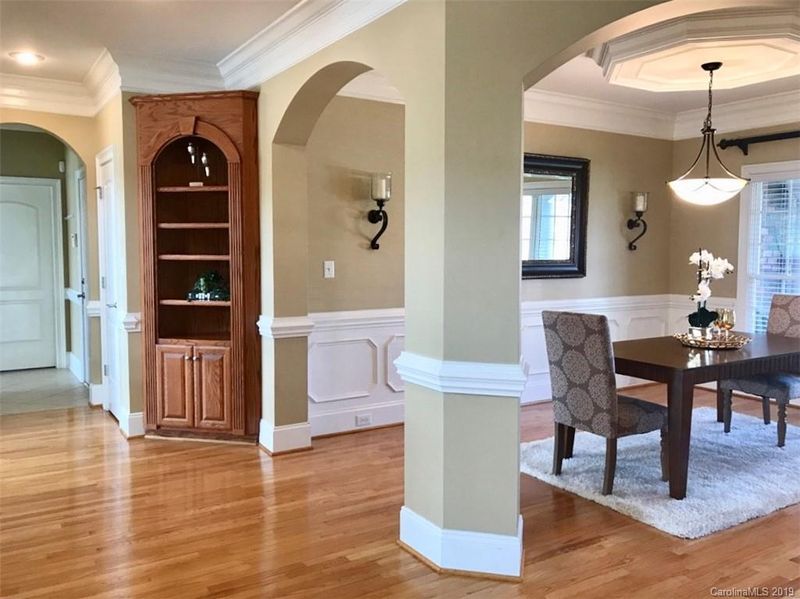 2995 Stallings Rd, Harrisburg, NC 28075