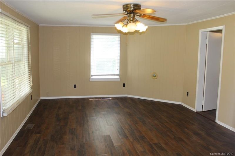 7987 Monbo Rd, Catawba, NC 28609