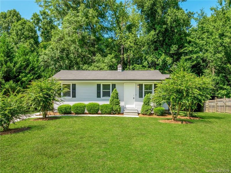1024 Underwood Rd, Wesley Chapel, NC 28104