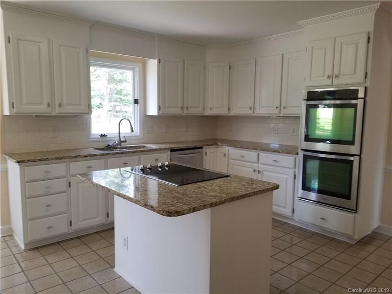 7315 Morgan Mill Rd N, Monroe, NC 28110