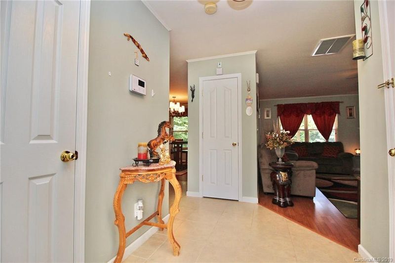 8810 Belle Bragg Way, Charlotte, NC 28214