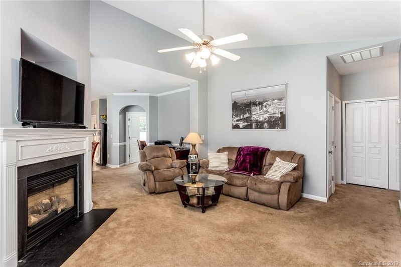 1549 Hammond Dr, Stallings, NC 28104