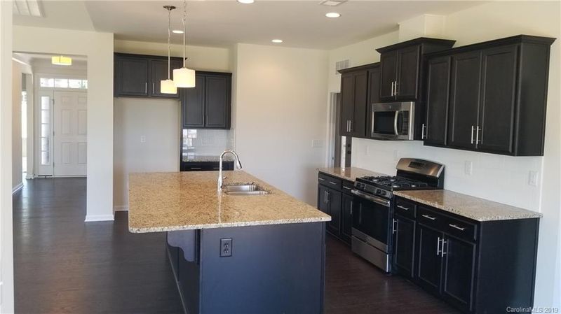 12927 John Bostar Ln, Charlotte, NC 28215