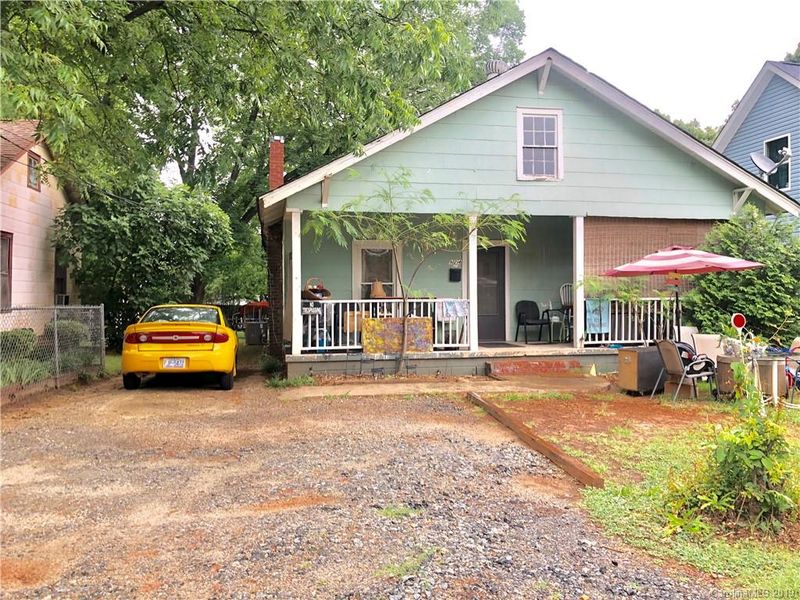 924 Rowan St, Charlotte, NC 28208