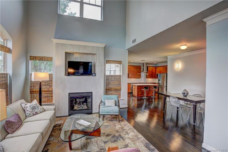 7402 White Elm Ln, Charlotte, NC 28273