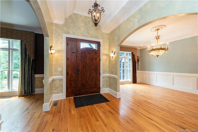 9004 Longview Club Dr, Waxhaw, NC 28173