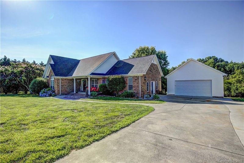 7016 Brett Dr, Monroe, NC 28110