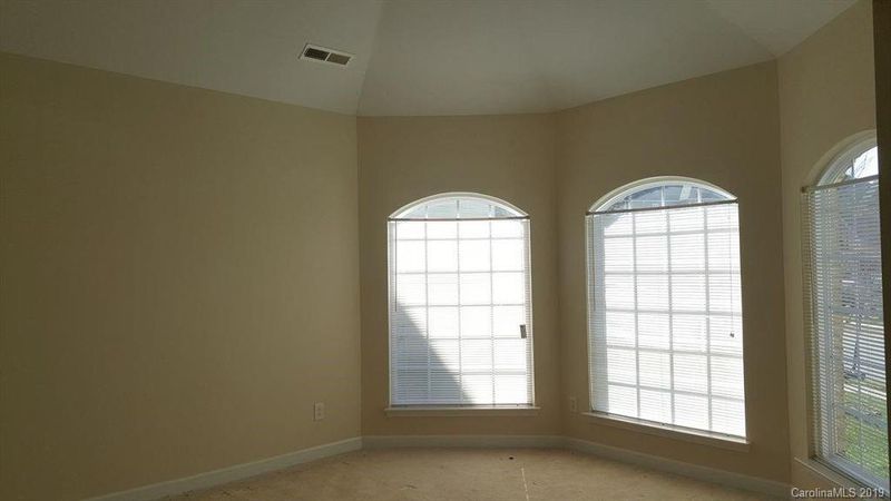 2221 Baggins Ln, Charlotte, NC 28269