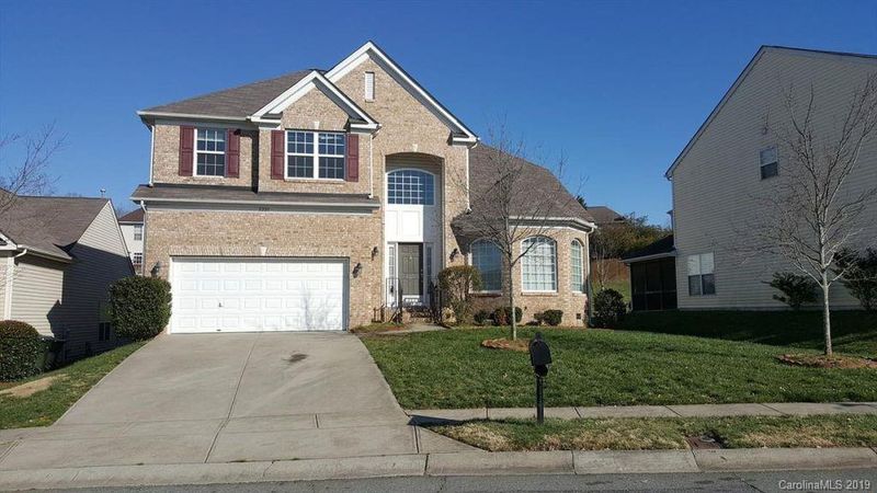 2221 Baggins Ln, Charlotte, NC 28269