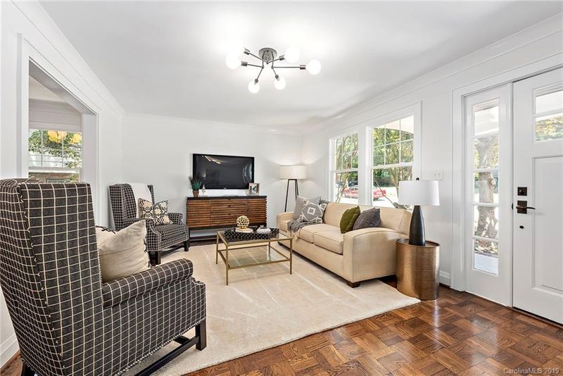 216 S Turner Ave, Charlotte, NC 28208