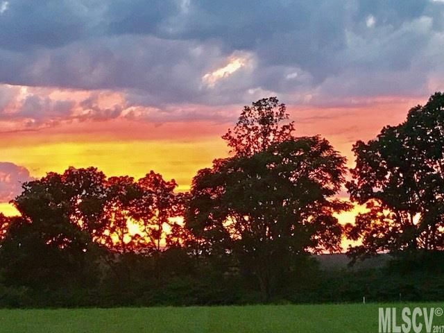 3722 West Nine Dr NE, Conover, NC 28613