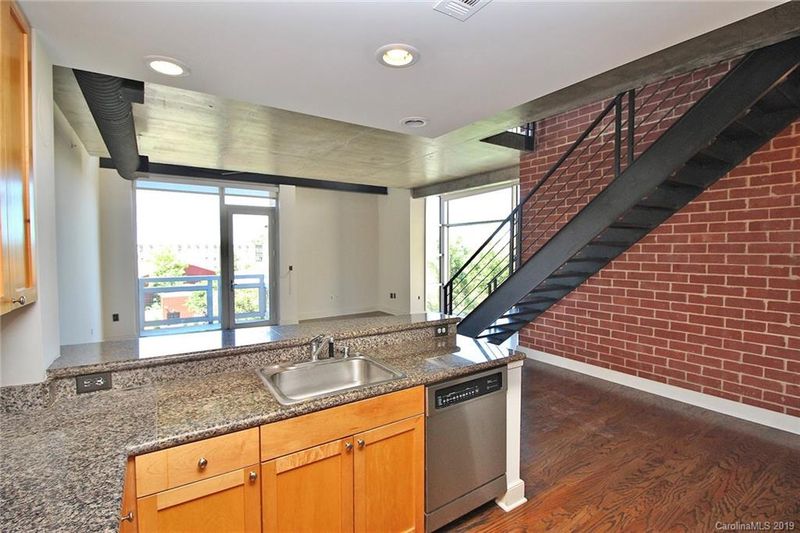 710 Trade St #501, Charlotte, NC 28202