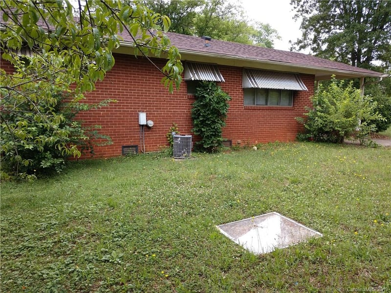 3314 Sutton Dr #L12, Charlotte, NC 28216