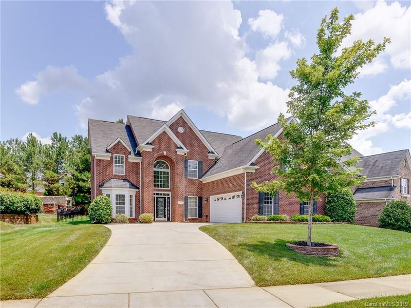 10428 Falling Leaf Dr, Concord, NC 28027