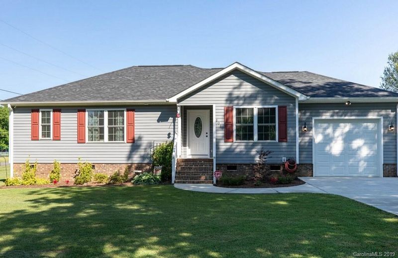 101 Wilson Ave, York, SC 29745