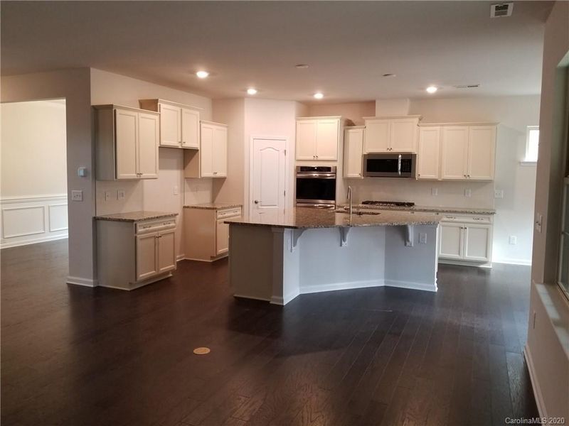 1008 Deep River Way, Waxhaw, NC 28173