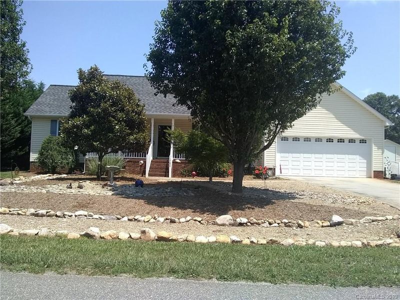 1780 Marigold Ln, Lincolnton, NC 28092