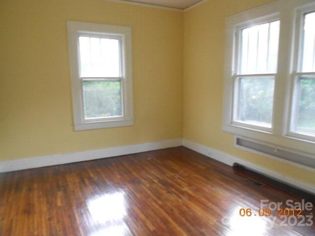 332 C Ave, Mooresville, NC 28115
