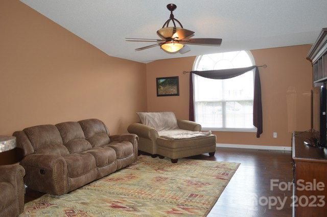 2608 Butler Ct, Kannapolis, NC 28083