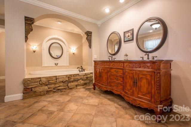 5325 Rocky River Rd, Concord, NC 28023