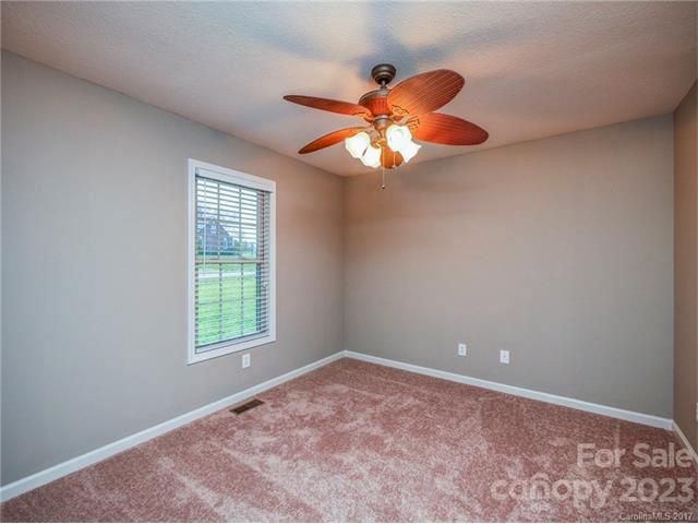 295 Wingmaster Dr, Mooresville, NC 28115