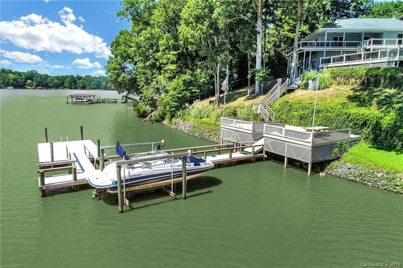 217 Quiet Waters Rd, Belmont, NC 28012