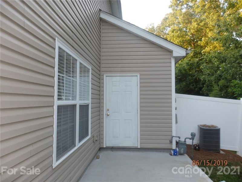 3060 Summerfield Ridge Ln, Matthews, NC 28105