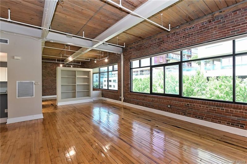 310 Arlington Ave #425, Charlotte, NC 28203