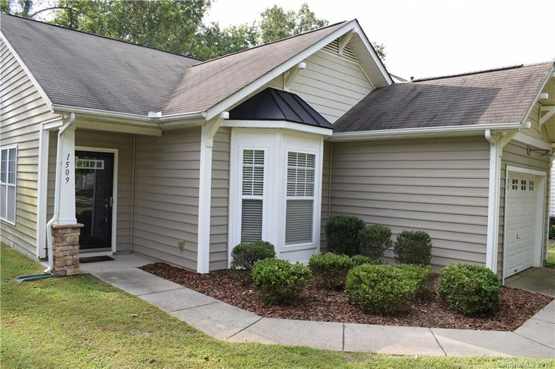 1509 Hammond Dr, Stallings, NC 28104