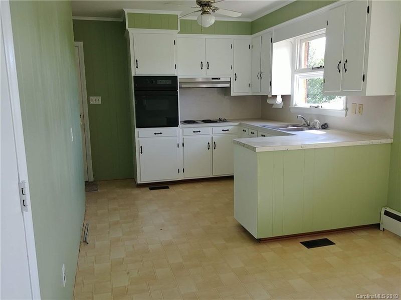 3306 Nc 16 Hw, Denver, NC 28037