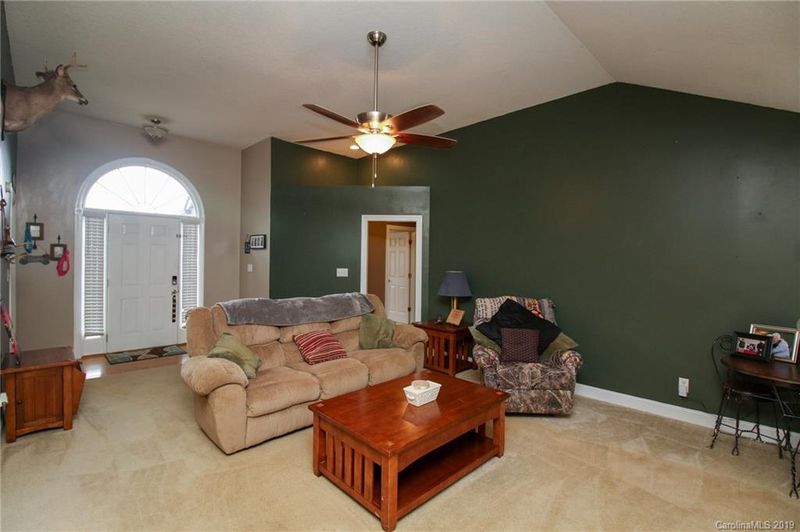 1252 Danielle Downs Ct SE, Concord, NC 28025