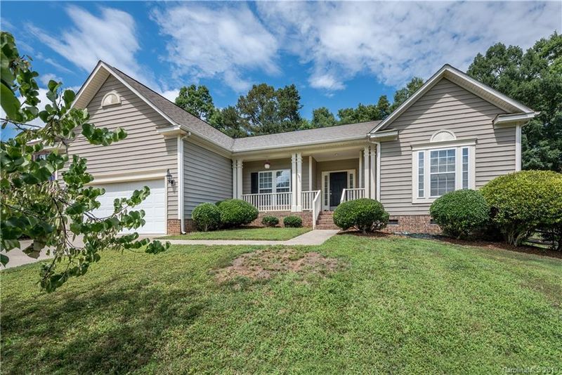 4279 Canewood Ln, Indian Trail, NC 28079